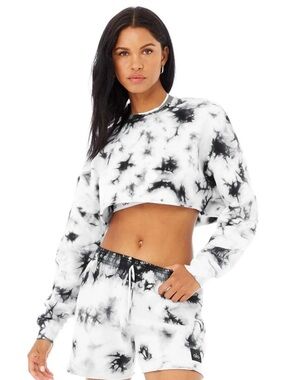 Alo Yoga Tie-Dye Extreme Crop Crewneck